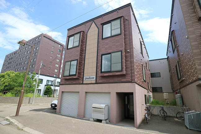 建物外観　☆物件名【グラディート厚別】とお伝えください！
