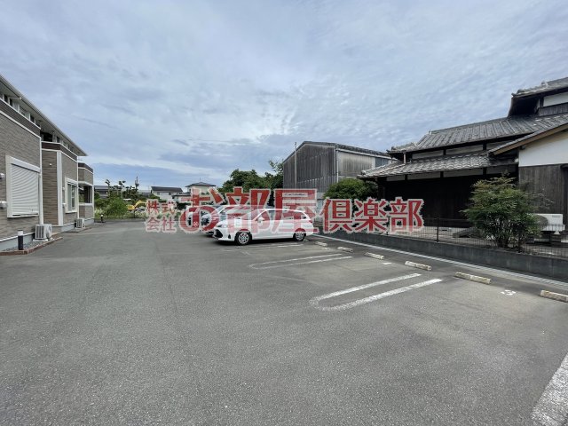 駐車場　駐車場があります