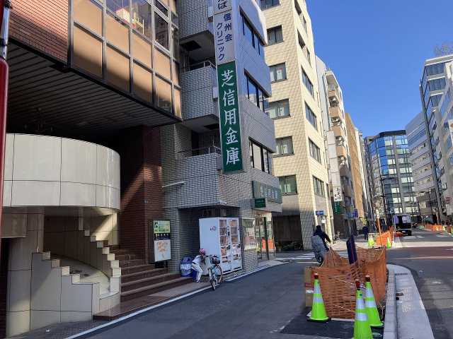 銀行　芝信用金庫日本橋支店（銀行）まで243m
