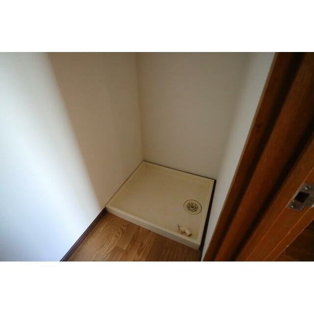 その他設備　洗濯機置場