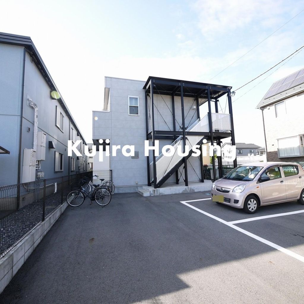 駐車場　敷地内駐車場あります（要空き確認）