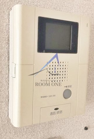 セキュリティ　モニター付きインターホンです。