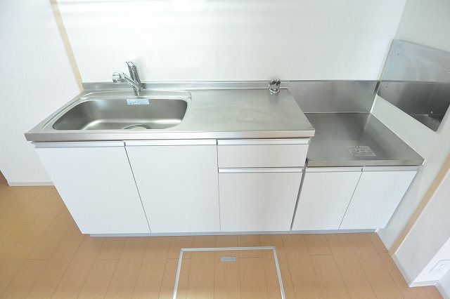 キッチン　2口ガスコンロ設置可