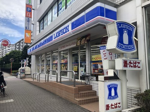 コンビニ　コンビニ　ローソン（コンビニ）まで218m