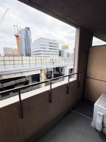 バルコニー　サンコービル船場　バルコニー