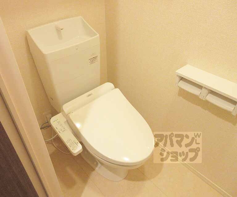 トイレ　ウォシュレット付き！