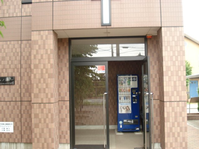 建物外観　外観写真（昼）