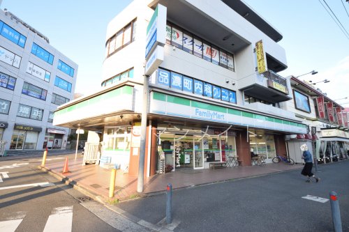 コンビニ　ファミリーマート東戸塚駅東口店（コンビニ）まで478m