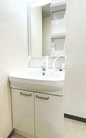 洗面設備　洗面台です。