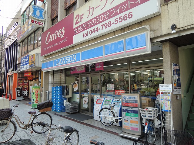 コンビニ　ローソン「新城駅前」（コンビニ）まで663m