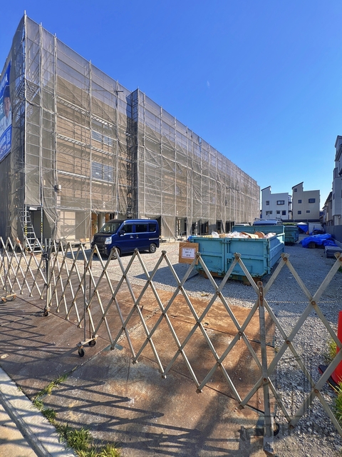 その他共有部分　外観（建設中）