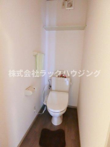 トイレ　【お部屋探しはラックハウジングにお問合せ下さいませ】