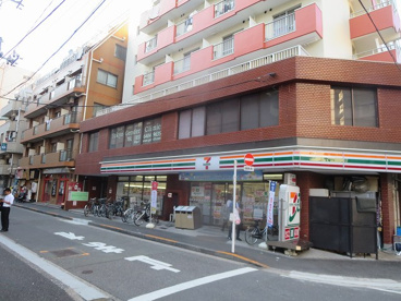 コンビニ　セブンイレブン品川南大井3丁目店（コンビニ）まで108m