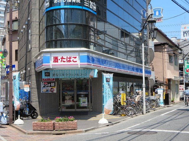 コンビニ　ローソン南小岩八丁目店（コンビニ）まで134m