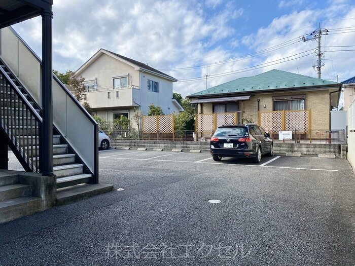 駐車場　敷地内の駐車場です。