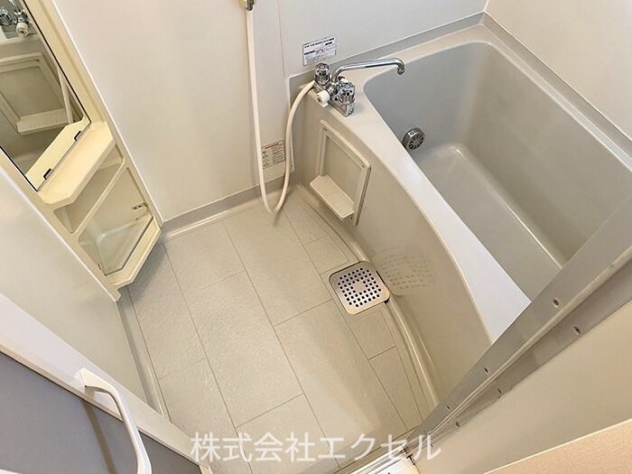 バス・シャワールーム　追い焚き付きです。