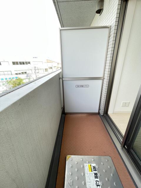 バルコニー　?