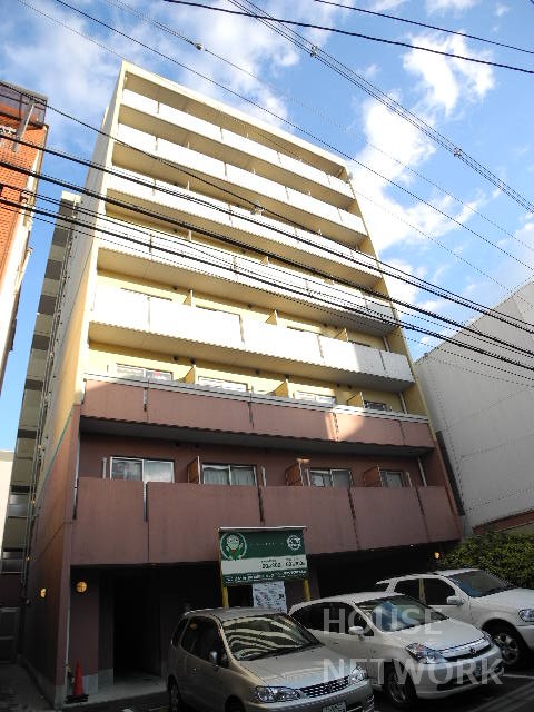 建物外観　阪急烏丸駅（地下鉄四条駅）まで徒歩6分です。