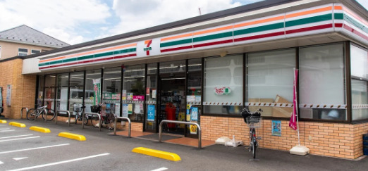 コンビニ　セブンイレブン 世田谷北烏山8丁目店（コンビニ）まで509m