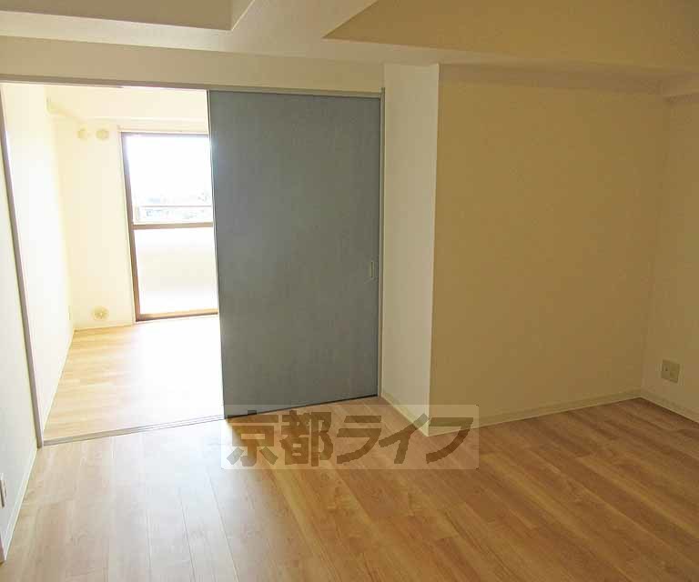 居室・リビング　明るいお部屋です。