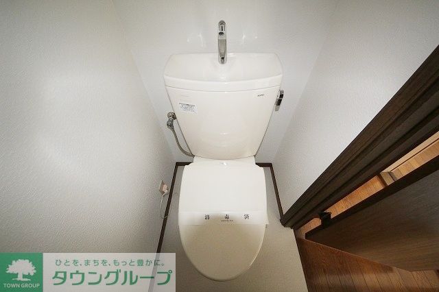 トイレ　トイレ