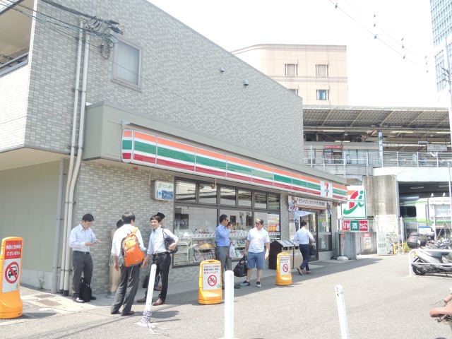 その他　セブンイレブン（その他）まで640m