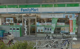 コンビニ　ファミリーマート北品川３丁目店（コンビニ）まで34m