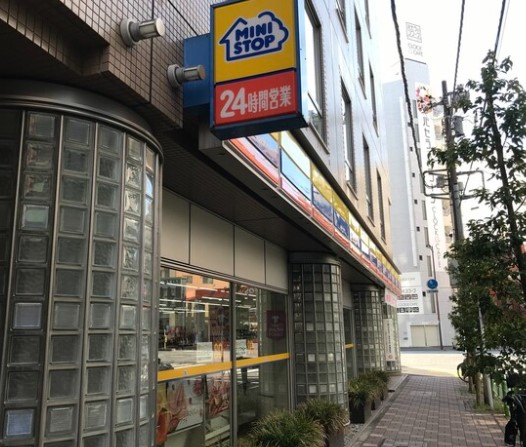 コンビニ　ミニストップ日本橋馬喰町2丁目店1（コンビニ）まで80m