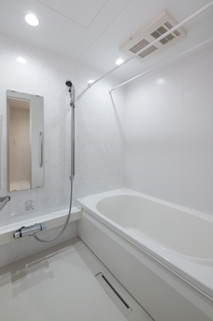 バス・シャワールーム　※写真は同タイプ住戸です。