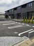 駐車場　駐車場があるので、車を買う予定の方も安心です