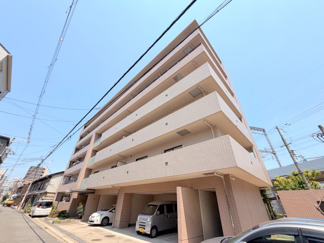 建物外観　綺麗な外観の素敵なお部屋があなたを待っています。