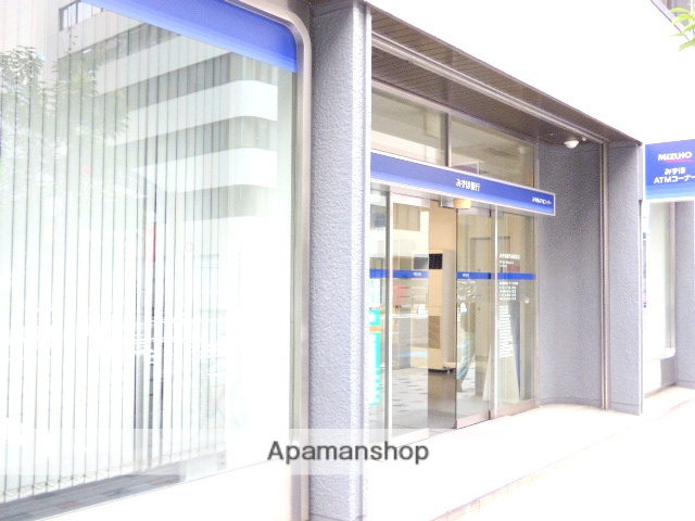 銀行　みずほ銀行／船場支店（銀行）まで191m