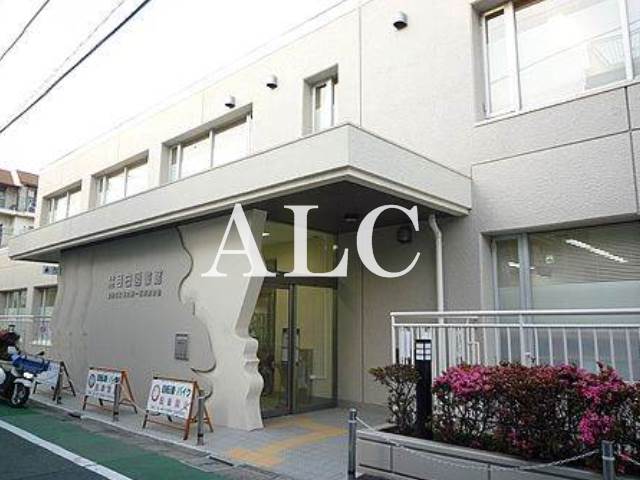 図書館　目白図書館（図書館）まで102m