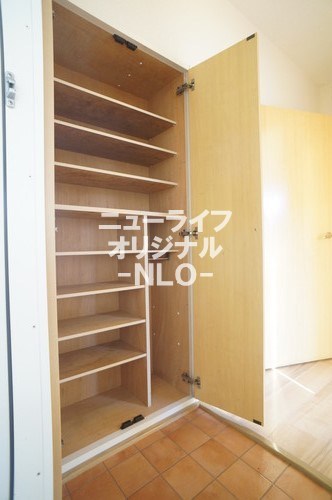玄関　大型の玄関収納♪玄関まわりをすっきりと収納出来ます♪