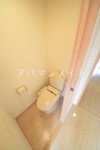 トイレ　ウォシュレット付きのトイレです！