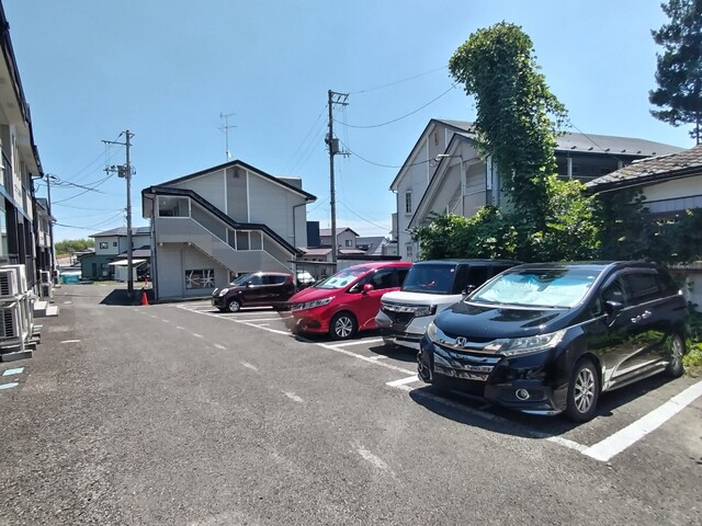 駐車場　敷地内駐車場