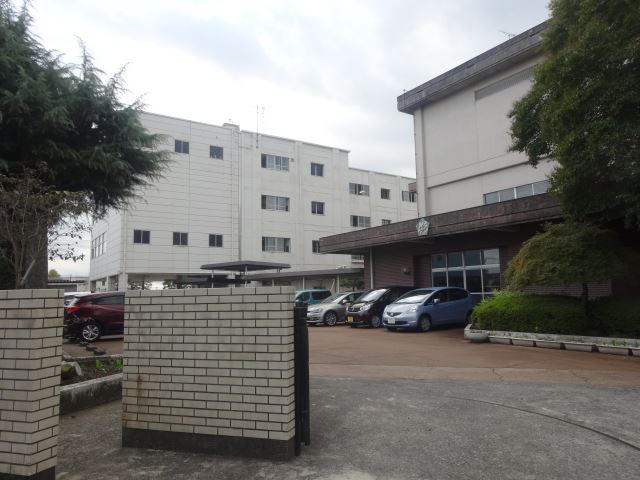 中学校　市立安倍川中学校（中学校）まで160m