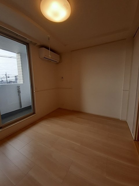 その他部屋・スペース　エアコン付き