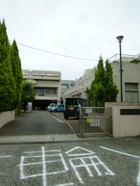 小学校　新石川小学校（小学校）まで1000m