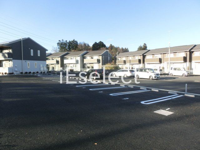 駐車場　広々とした敷地内駐車場