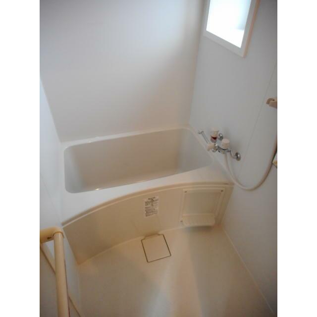 バス・シャワールーム　現在入居者が入居する前の写真となります