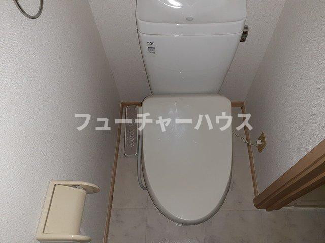 トイレ　トイレもきれいです