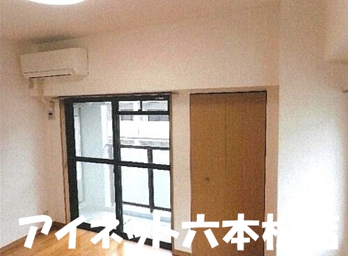 居室・リビング　広々としていいですね。