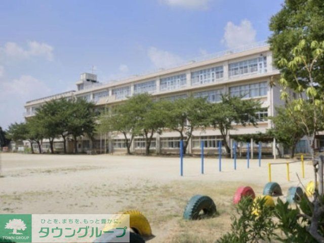 小学校　柏市立大津ケ丘第二小学校（小学校）まで931m