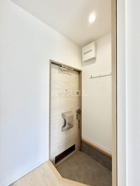 フレグランススズキAの玄関写真