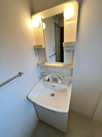洗面設備　別号室の画像です。ご参考下さい