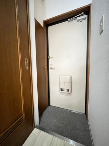 玄関　別号室の画像です。ご参考下さい