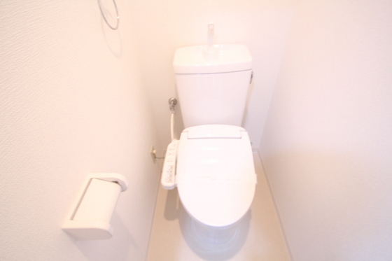 トイレ　※別部屋の写真です