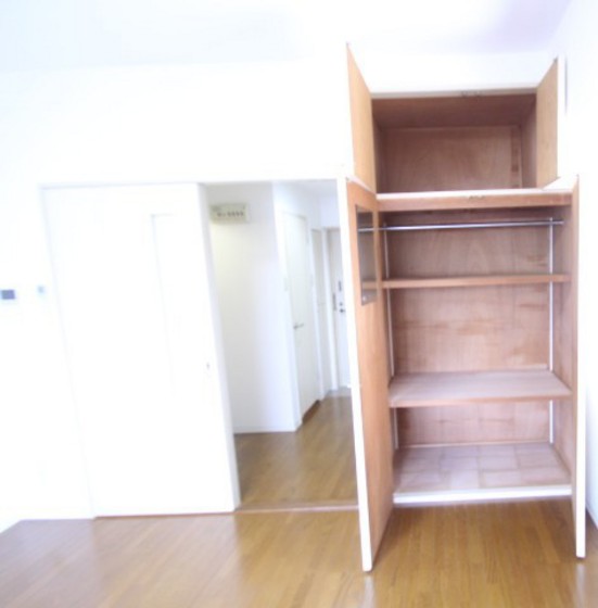 収納　※別部屋の写真です