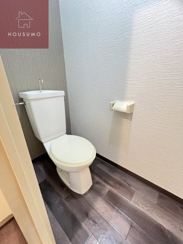 トイレ　清潔感のあるトイレです